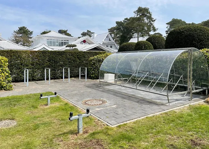 Aquarium Apartment *